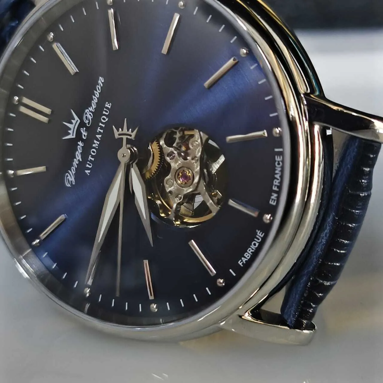 YOUNGER &amp; BRESSON YBH852452B